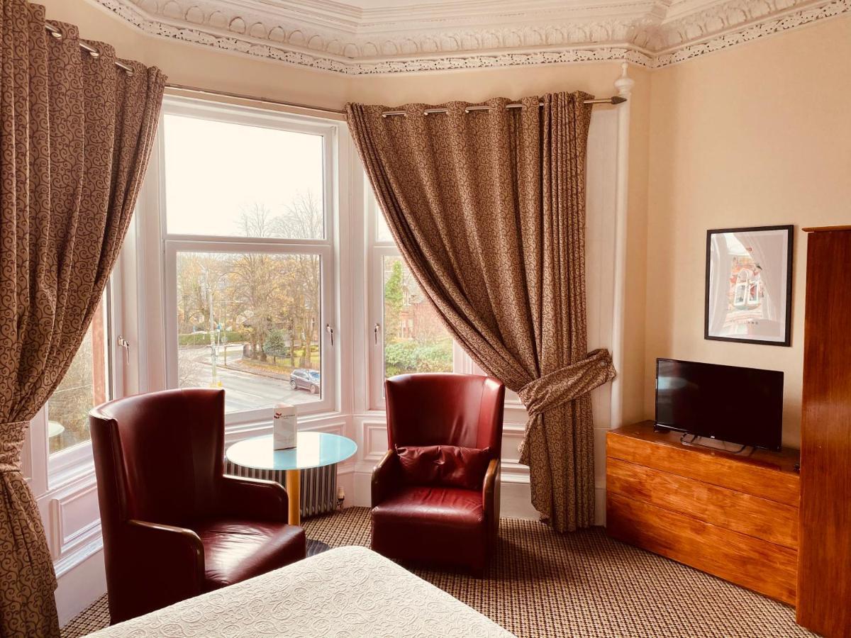 The Redstones Hotel & Restaurant East Kilbride Eksteriør billede